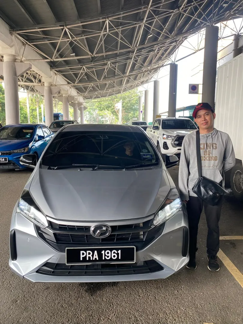 Pelanggan Bunga Car Rental