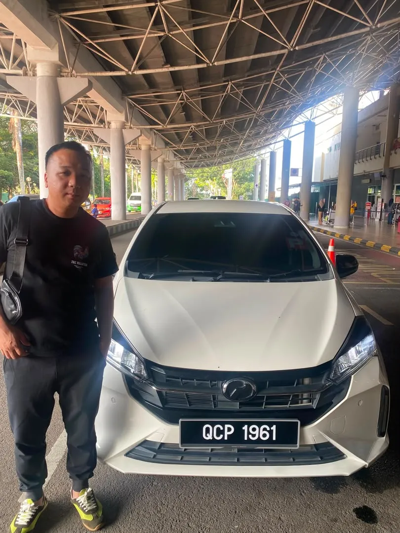 Pelanggan Bunga Car Rental